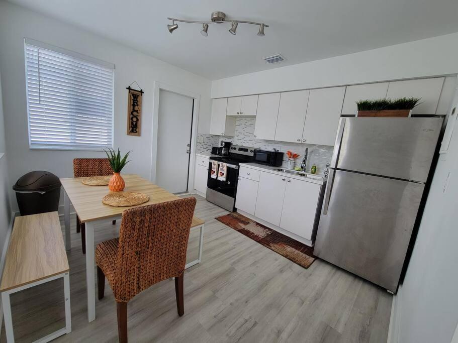 Appartement Sol Miami #1 With Free Parking On Premises Extérieur photo